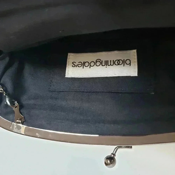 Bloomingdales black multi color beaded chain clutch bag - Picture 3 of 4